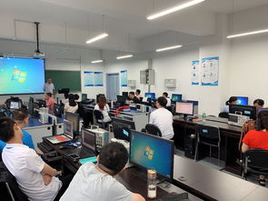 電氣與信息工程學院成功舉辦至芯科技大學計劃FPGA師資動手培訓班